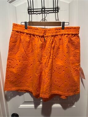 NWT Universal Standard Women’s Eyelet Pull-On Shorts in Bright Orange 18/20